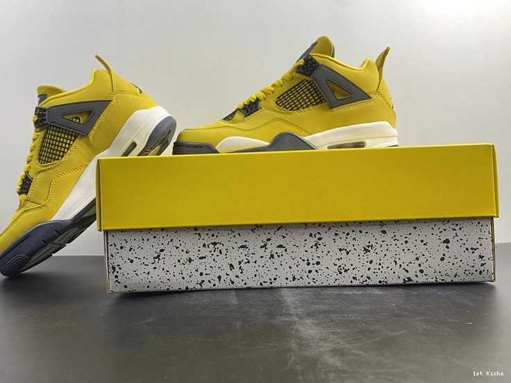 AIR 4 CT8527-702 RETRO 'LIGHTNING JORDAN LS 0917